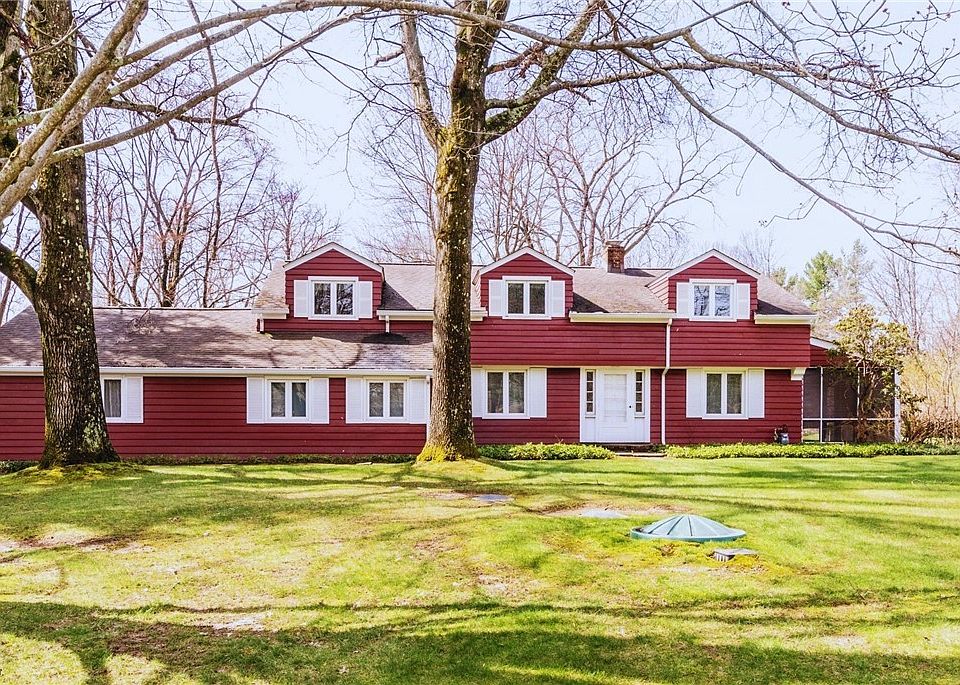 1st image of 110 Meadowhill Ln