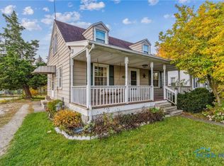 143 Monroe Ave, Findlay, OH 45840