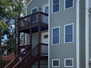 66 Ashton St #2, Providence, RI 02904