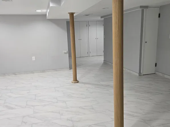 120 West 13th Street image 10 of 16