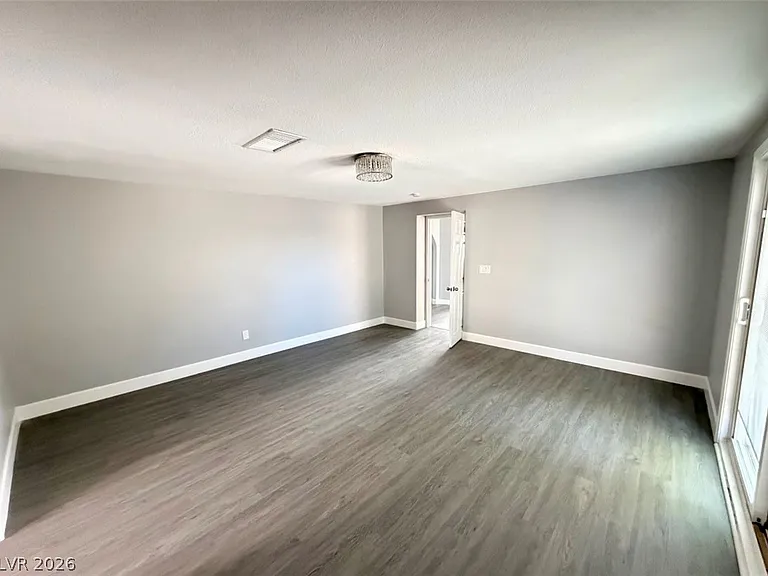 1311 Griffith Ave — Photo 31
