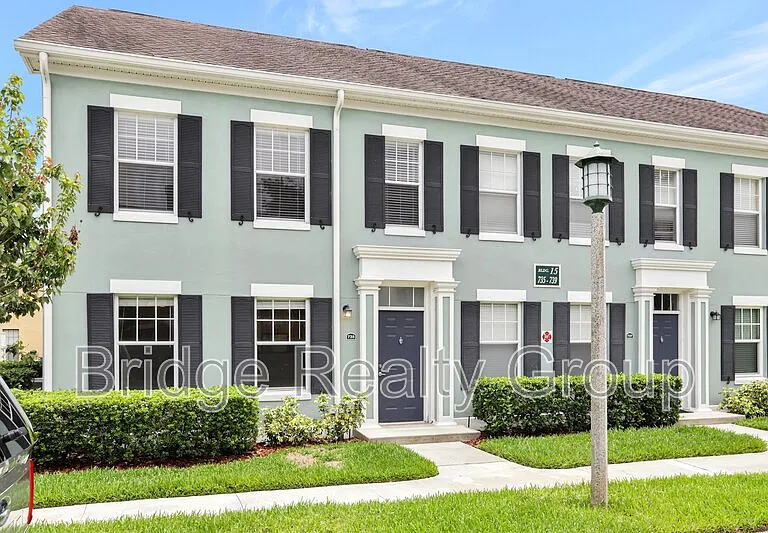 735 Siena Palm Dr #1 — Photo 2