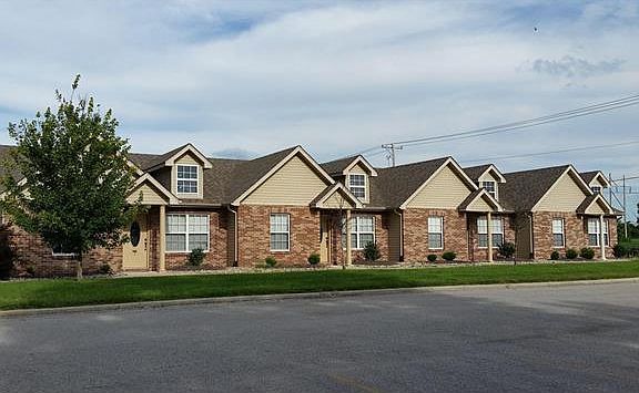 2nd image of 2689 Westmoreland Dr Unit 2