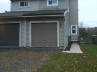 27W027 Cooley Ave, Winfield, IL 60190