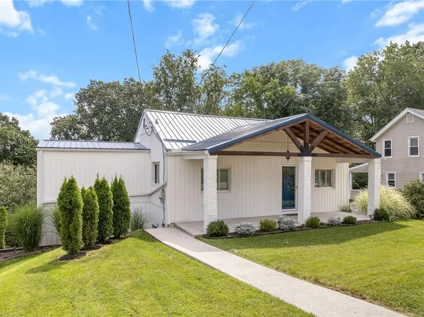 16 5th St, Carnegie, PA 15106