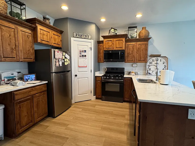 150 N 1100 E — Photo 7