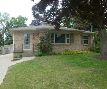 335 Bristol Ave NW, Grand Rapids, MI, 49504