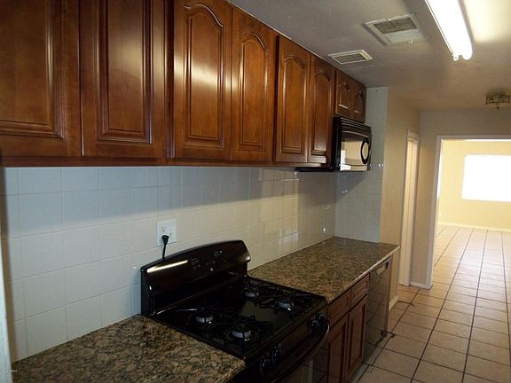5th image of 3519 W San Miguel Ave
