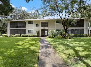 6013 Laketree Ln APT B, Temple Terrace, FL 33617