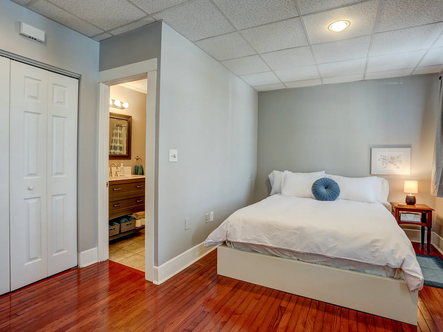 Studio, 450 sqft, $1,245 — Photo 3