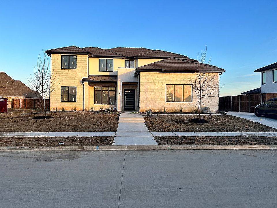 2nd image of 1209 Knoll Crest Dr