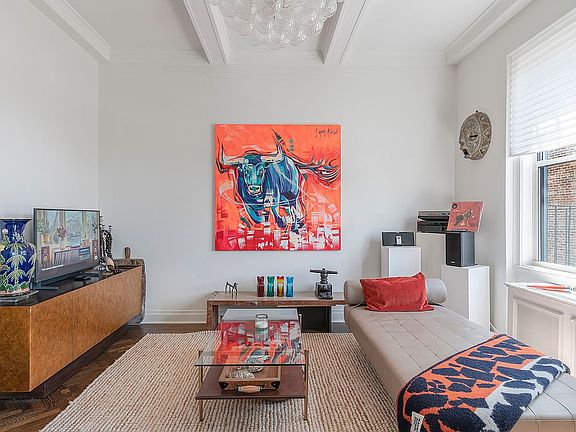 3rd image of 302 W 86th St APT 11C