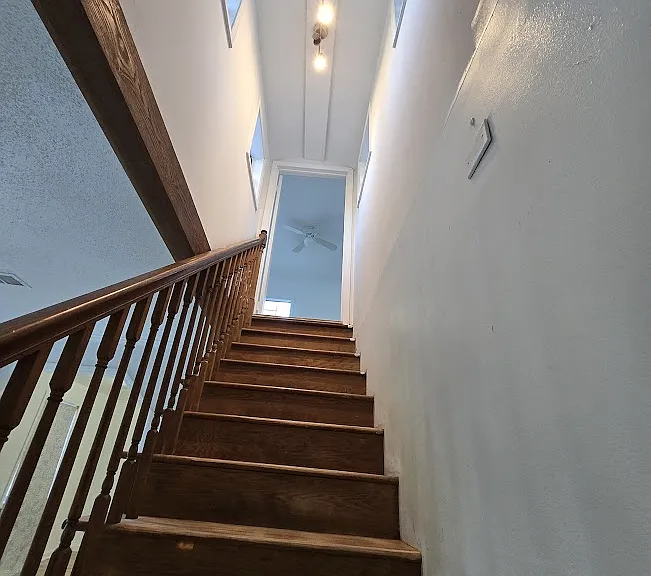 629 W Watson St — Photo 48