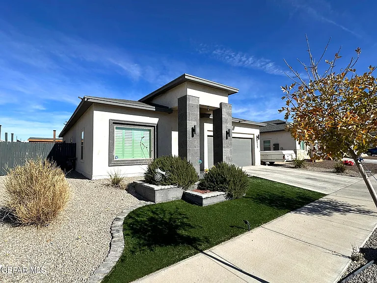 14529 Petralia Ave — Photo 2