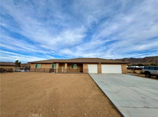 15465 Laguna Seca Dr, Apple Valley, CA 92307