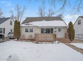 821 E Greenlawn Ave, Lansing, MI