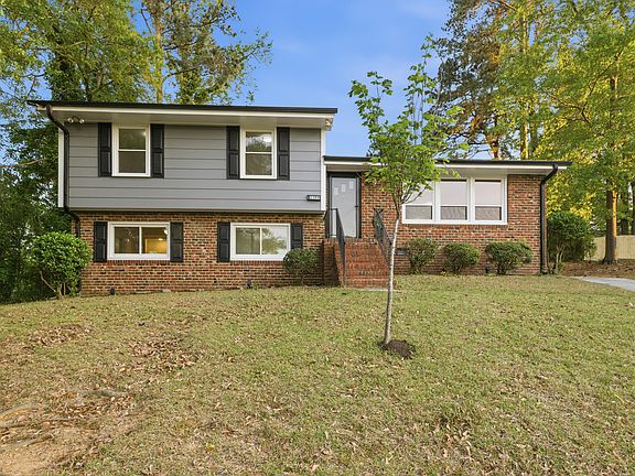3rd image of 2308 Blacklan Cir