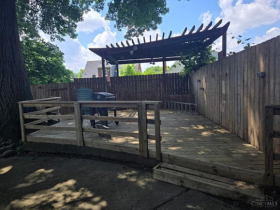 3rd image of 5005 Western Hills Ave
