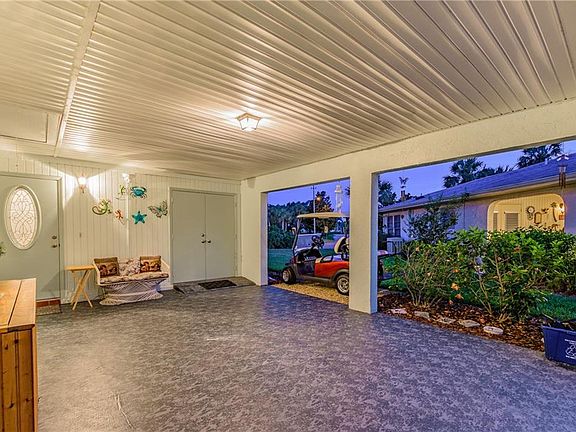 3rd image of 2216 Highclere Cir
