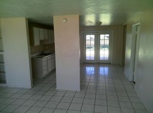 1932 N 69th Dr, Phoenix, AZ 85035
