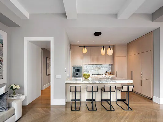 Sold by Sotheby's International Realty | media 27