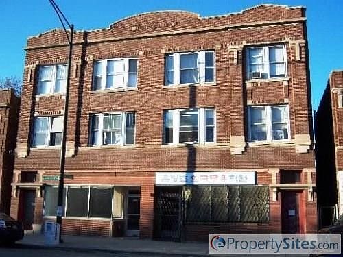 1st image of 3728 W Montrose Ave #2