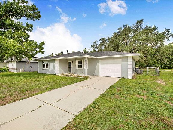 2nd image of 632 REINDEER DRIVE
