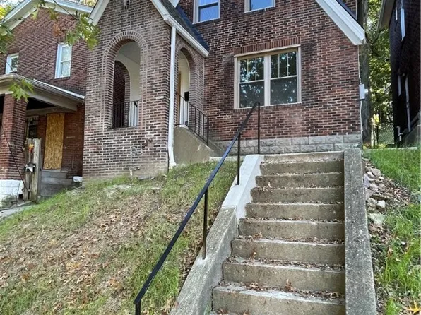 5456 Columbo St, Pittsburgh, PA 15206