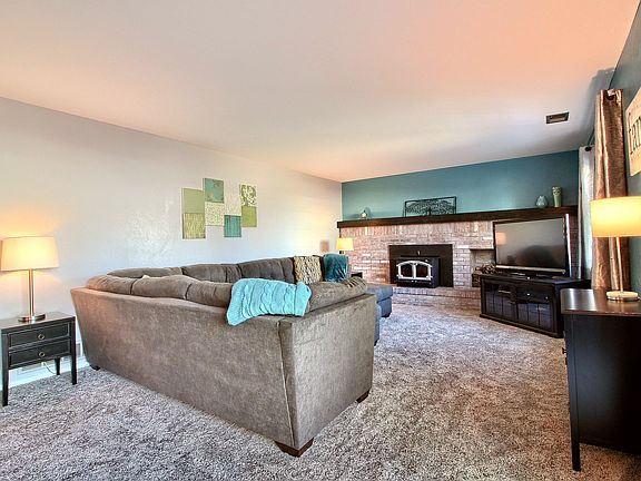 4th image of 3103 W 12th Avenue Ct