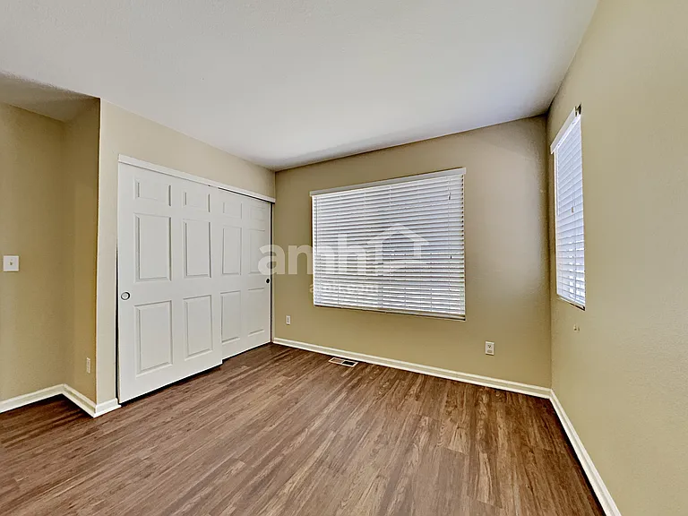 1640 S Buckley Way — Photo 16