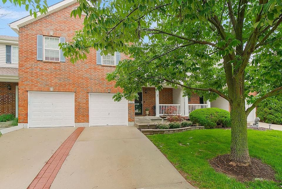 1st image of 1220 SW Wysteria Dr