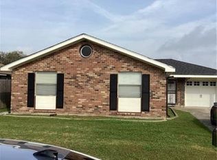 8033 Curran Rd, New Orleans, LA 70126