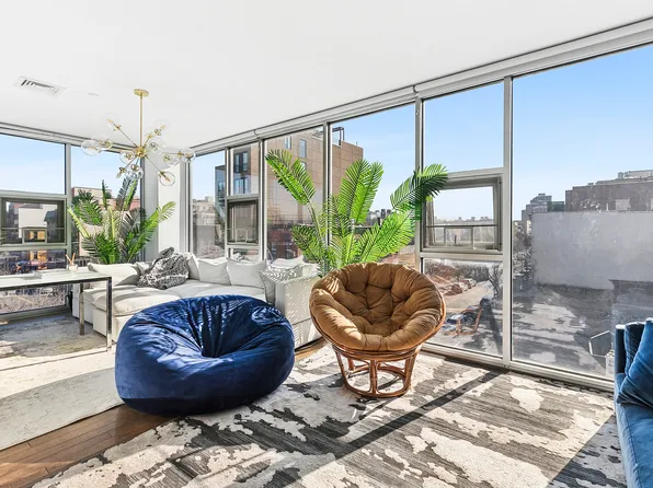 609 Myrtle Avenue image 1 of 6