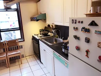 Sold by AAA Young Shuen Realty Inc.