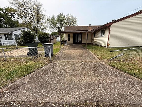 4th image of 1218 Shell Rd