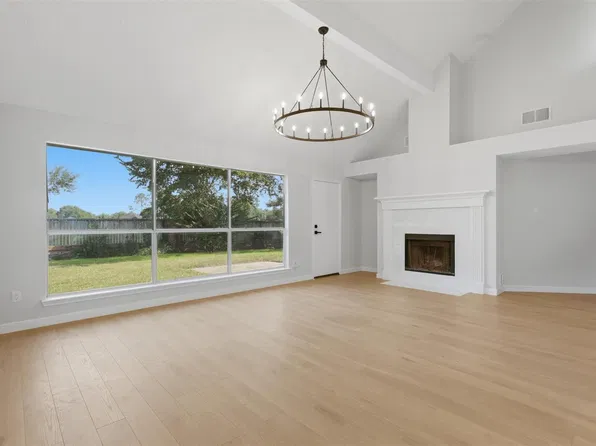 3019 Lotus Ln, Pearland, TX 77584