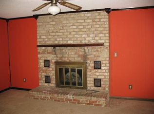 745 Silver Lake Rd, Wilmington, NC 28412