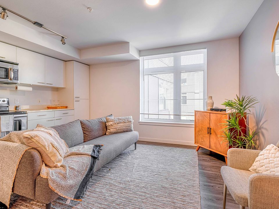 Circa Green Lake Apartments 6900 E Green Lake Way N Seattle, WA Zillow