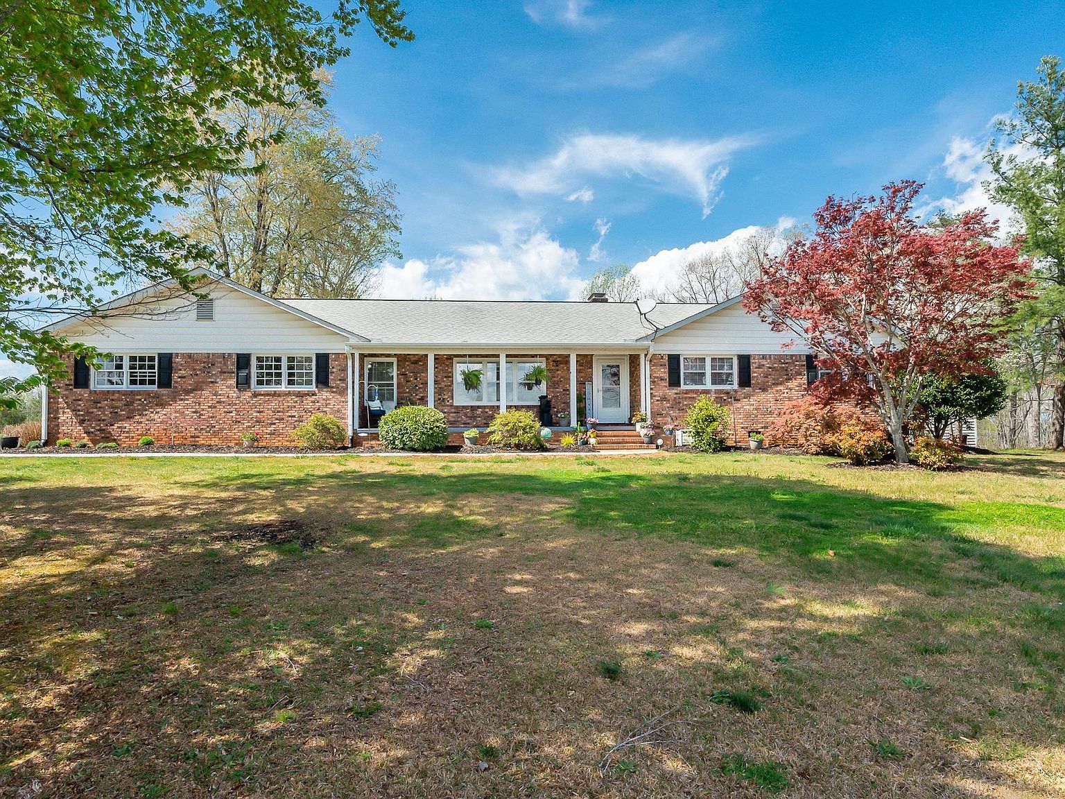 385 Loop Rd, Campobello, SC 29322 | Zillow