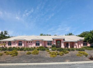 1065 Coronet Dr, Riverside, CA 92506