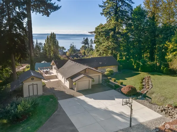 27824 10th Avenue S, Des Moines, WA 98198