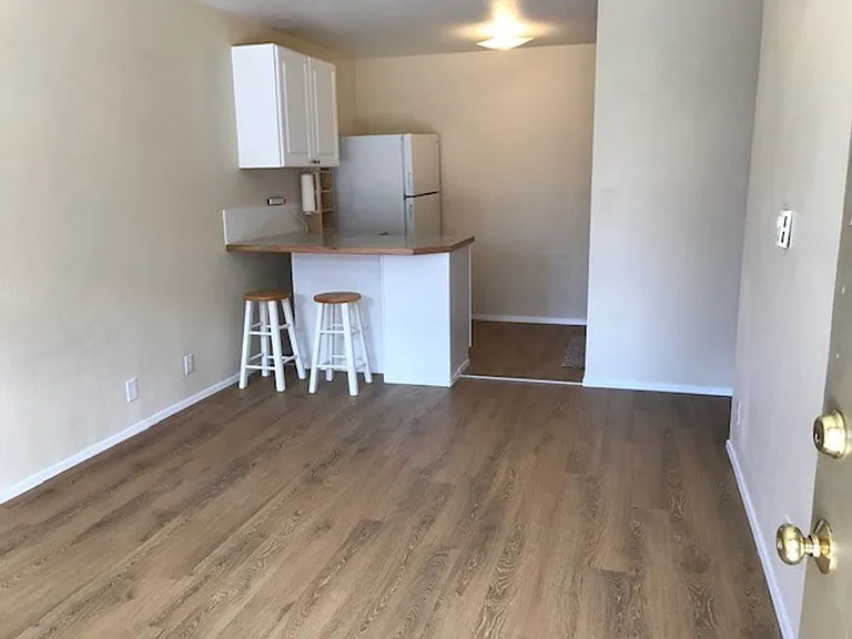 Cornerstone Apartments in Ballard — Photo 43
