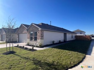 428 Lake Sweetwater Ln, Buda, TX 78610