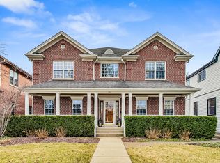 701 S Prospect Ave, Park Ridge, IL 60068