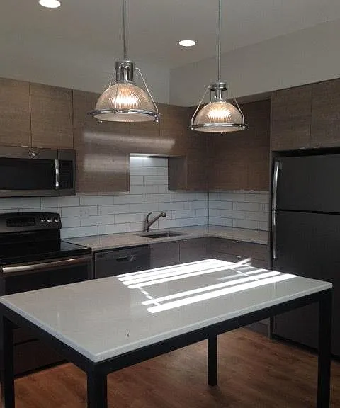 1454 S Ogden St — Photo 2