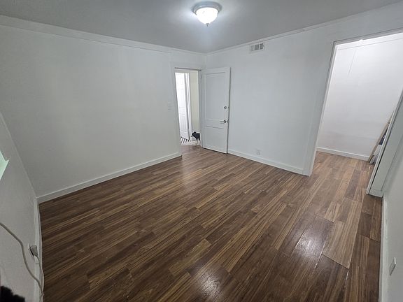 5th image of 1014 Moreland Ave