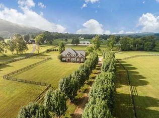 9340 Standifer Gap Rd, Ooltewah, TN 37363