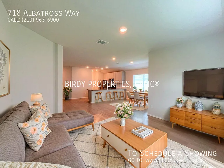 718 Albatross Way — Photo 4