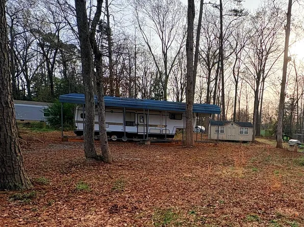 145 Paradise Dr, Salisbury, NC 28146