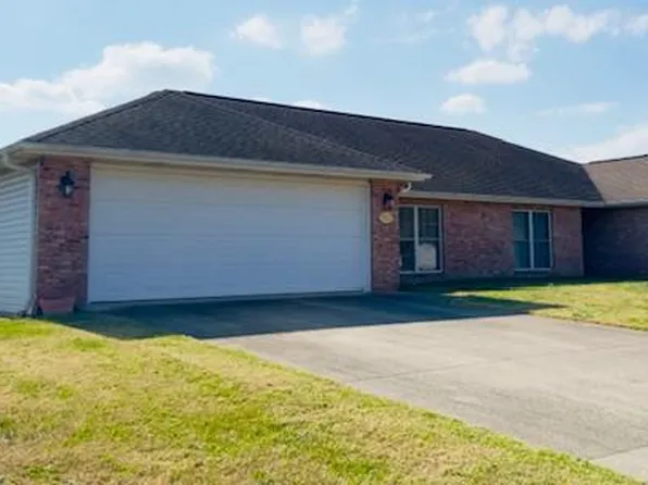 2313 Winesap Dr, Jackson, MO 63755